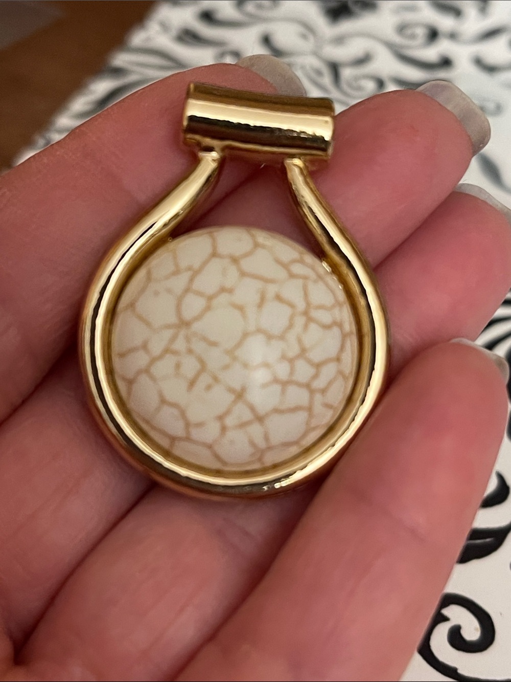 Gold-Tone White Crackle Stone Pendant Necklace - Picture 3 of 5
